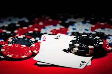 Sic Bo Dadu live dealer table on lunaslot with dice and betting layout